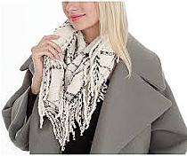 Loop Scarf Pattern Print